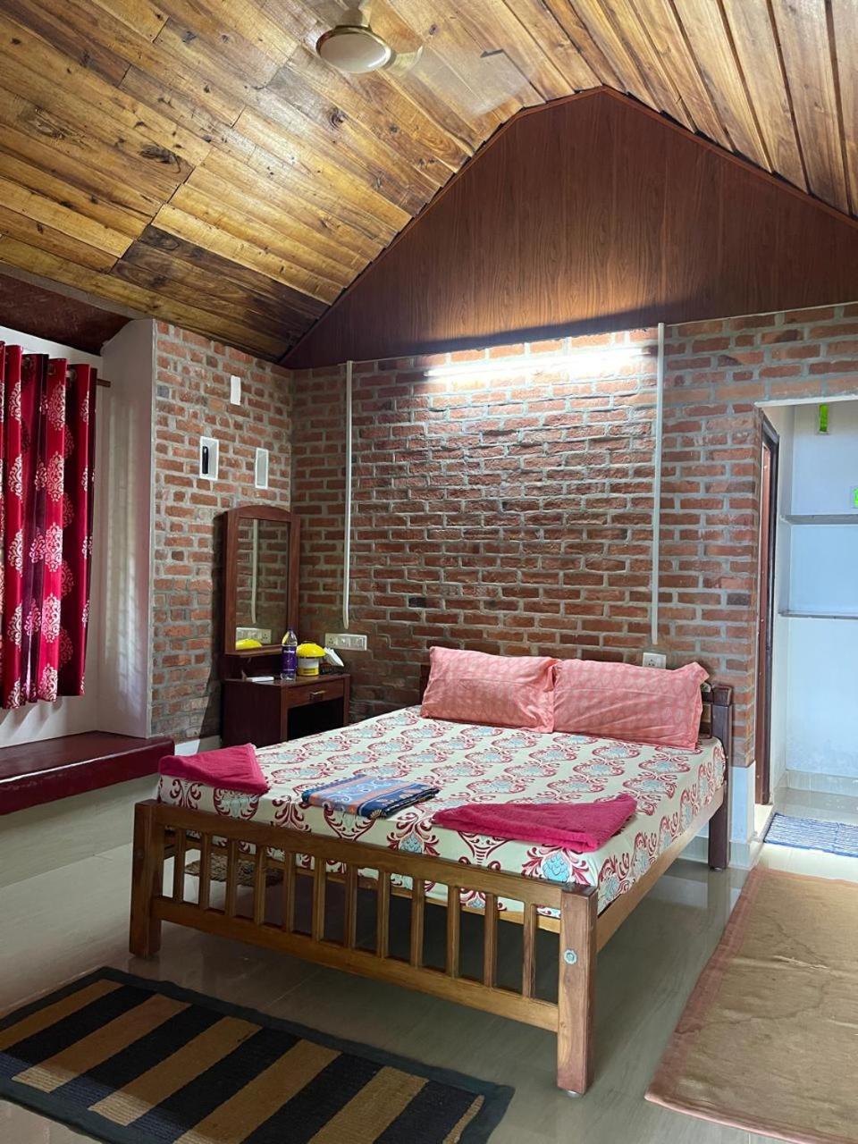 Ashtamudivillas Kollam Buitenkant foto