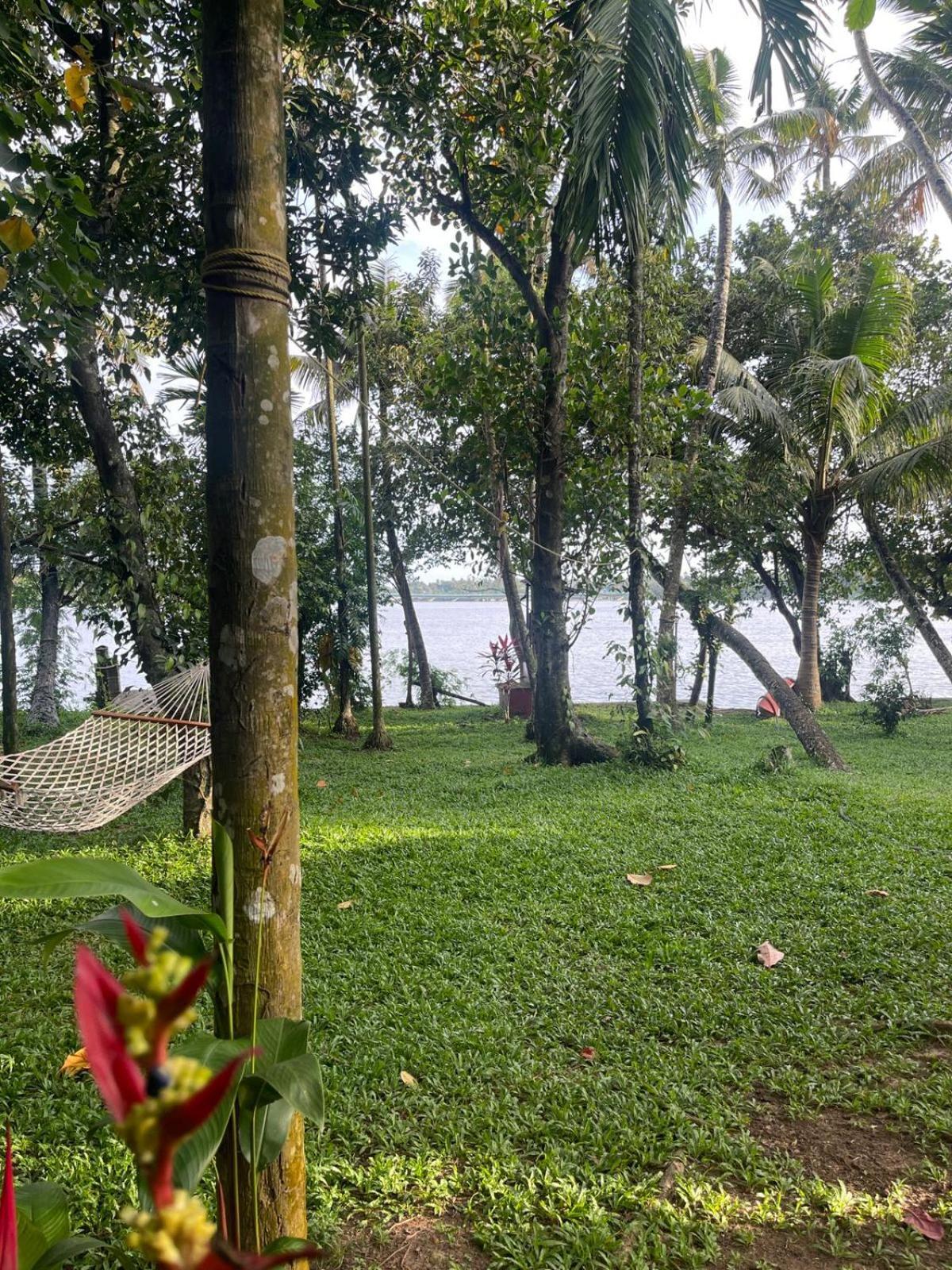 Ashtamudivillas Kollam Buitenkant foto