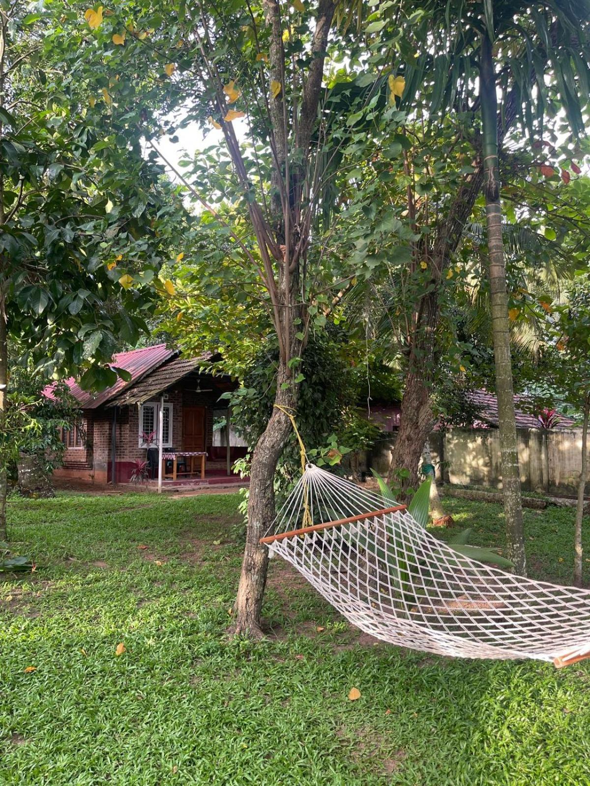 Ashtamudivillas Kollam Buitenkant foto