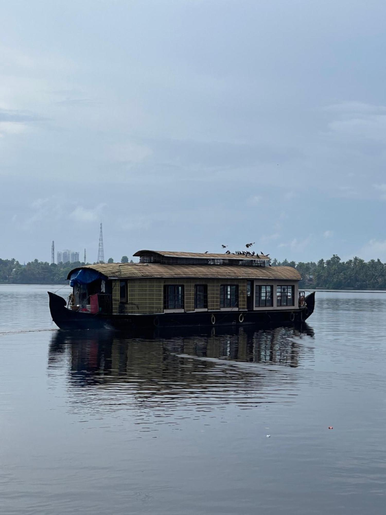 Ashtamudivillas Kollam Buitenkant foto
